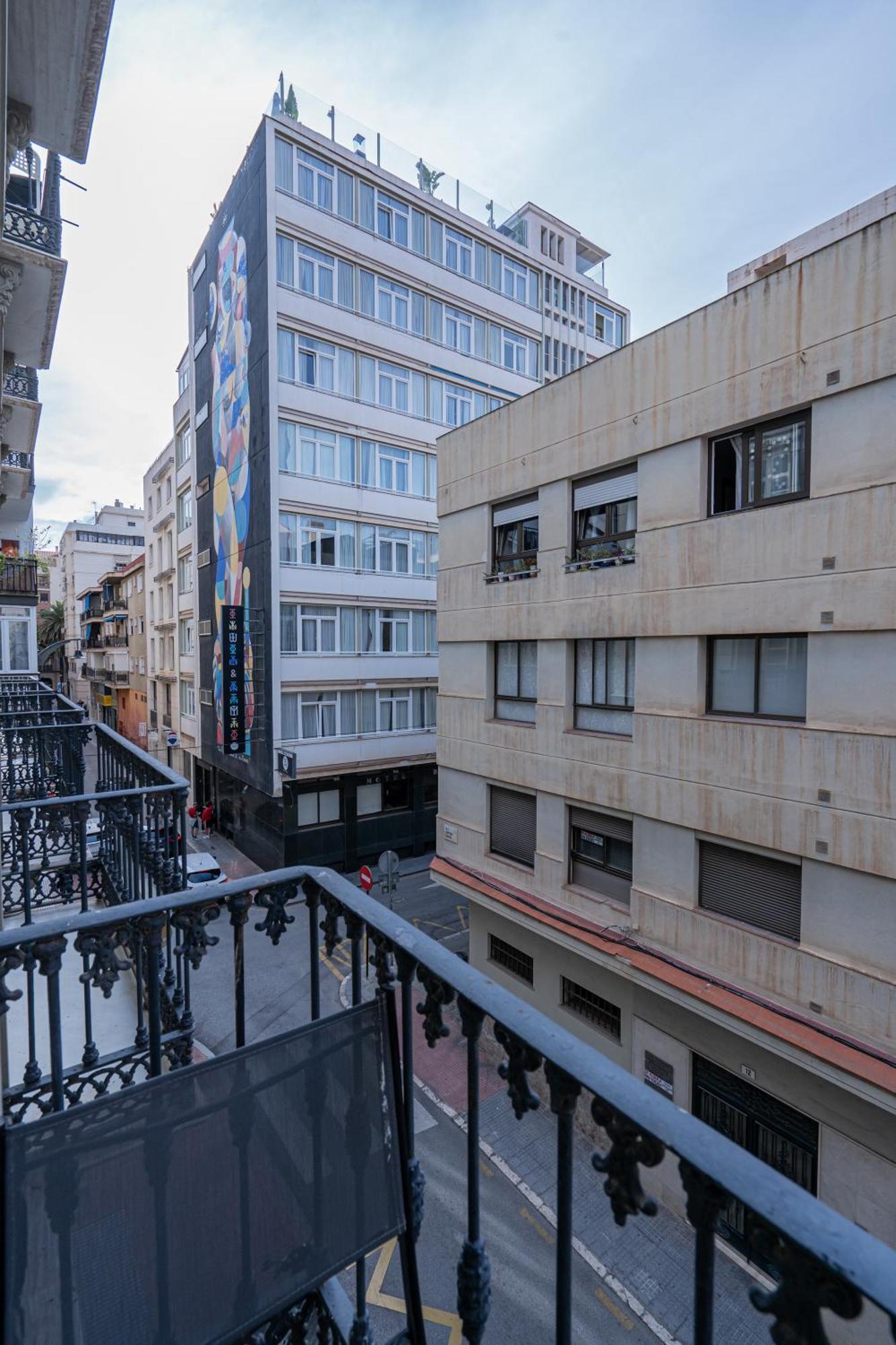 U-nique Somera Malaga
